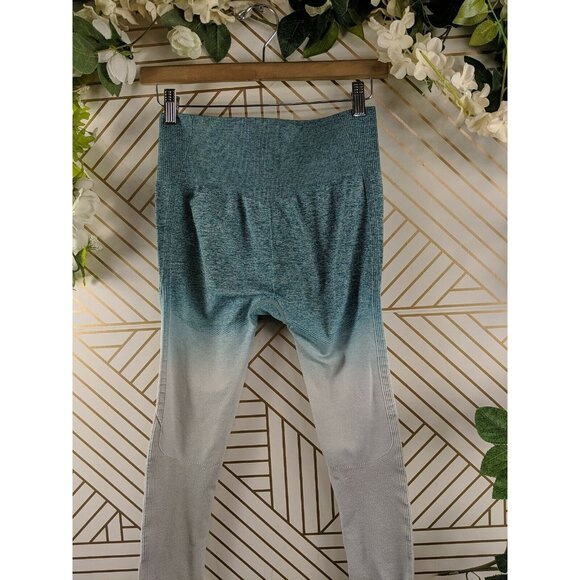 Gymshark Adapt Green White Ombre Seamless Leggings Size Medium? READ - Picture 7 of 9